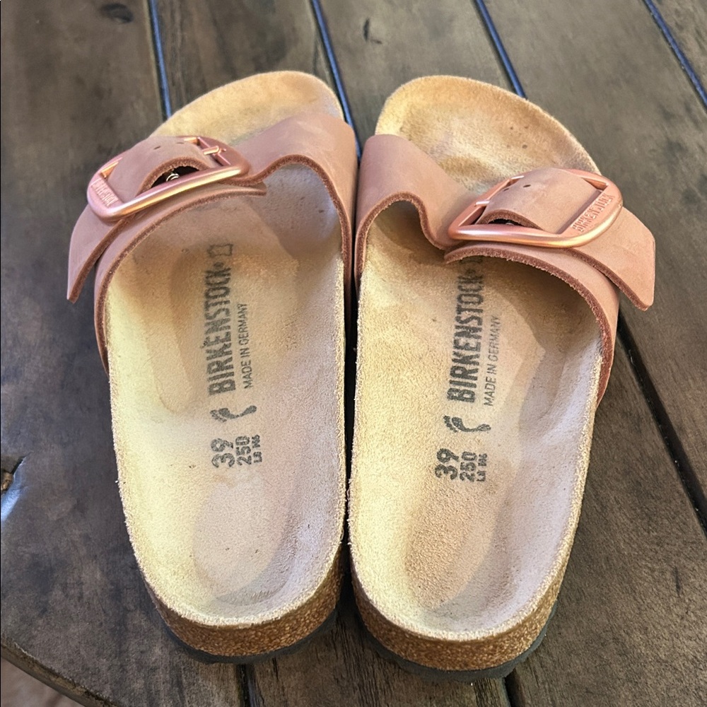 Birkenstock Women’s Madrid Big Buckle limited edition in Old Rose - Picture 7 of 7